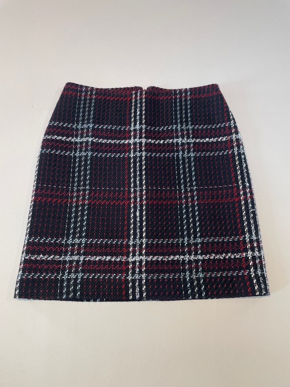 White House Black Market Tweed Skirt Size 00 Black and Red